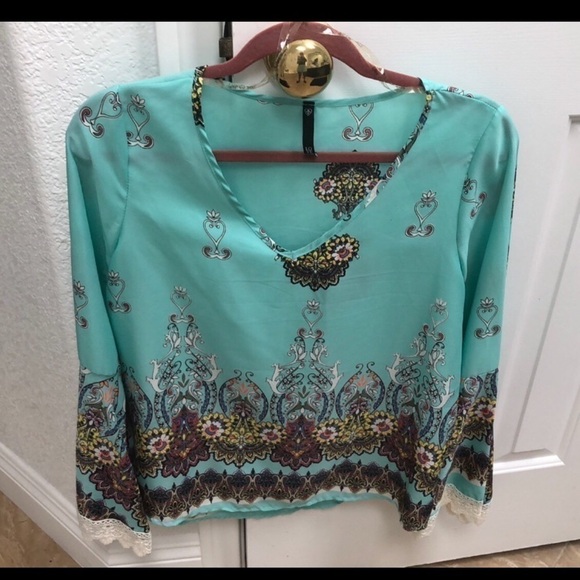 Boho V Neck Top - Picture 4 of 4